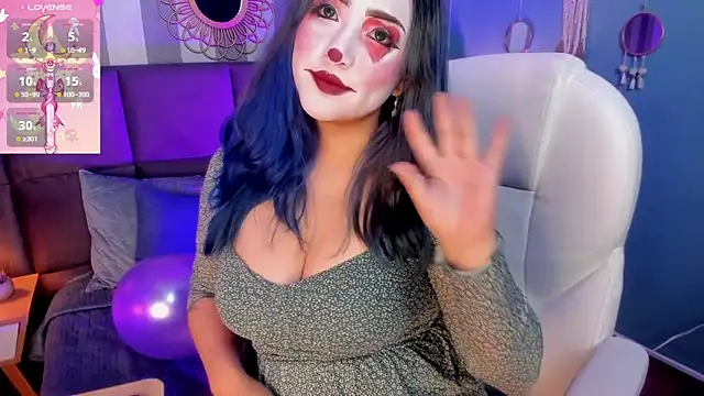 Snapshot of isa_daniels chatting on December 15, 2024, 6:07 am isa daniels online show from December 15, 2024, 6:07 am