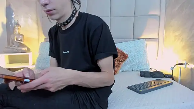 Hecatee 77 online show from December 20, 2025, 6:22 pm