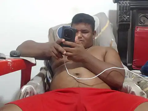 PONSE LATINO online show from November 5, 2025, 3:59 pm