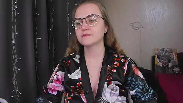 MissBrightShine online show from February 20, 2026, 11:23 am