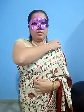 SANJU5888 online show from November 3, 2025, 8:18 am