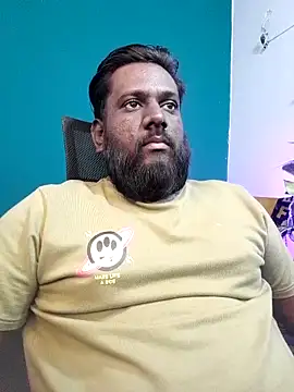 Snapshot of Rayansmith_ chatting on February 17, 2026, 11:46 pm Rayansmith online show from February 17, 2026, 11:46 pm