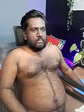 Snapshot of Rayansmith_ chatting on October 20, 2025, 11:33 am Rayansmith online show from October 20, 2025, 11:33 am