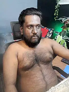 Snapshot of Rayansmith_ chatting on November 21, 2025, 11:42 am Rayansmith online show from November 21, 2025, 11:42 am