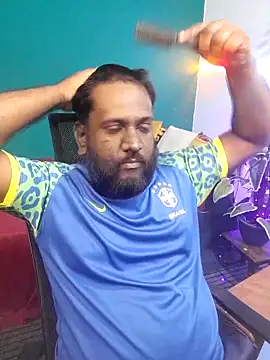 Snapshot of Rayansmith_ chatting on February 9, 2026, 1:58 am Rayansmith online show from February 9, 2026, 1:58 am