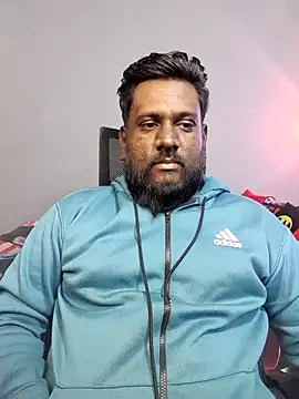 Snapshot of Rayansmith_ chatting on January 12, 2026, 10:36 pm Rayansmith online show from January 12, 2026, 10:36 pm