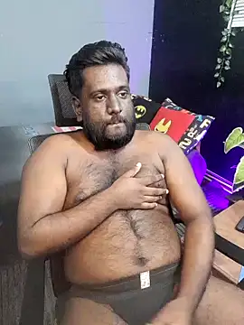 Snapshot of Rayansmith_ chatting on November 6, 2025, 2:37 am Rayansmith online show from November 6, 2025, 2:37 am