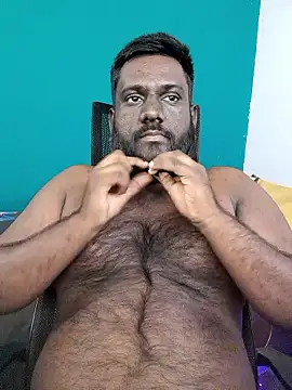 Snapshot of Rayansmith_ chatting on March 2, 2026, 12:33 am Rayansmith online show from March 2, 2026, 12:33 am