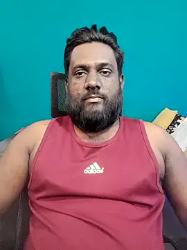 Snapshot of Rayansmith_ chatting on February 13, 2026, 12:05 pm Rayansmith online show from February 13, 2026, 12:05 pm