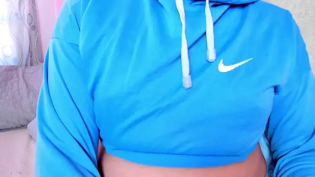 Snapshot of Satuurn_ chatting on January 22, 2025, 2:35 pm Satuurn online show from January 22, 2025, 2:35 pm