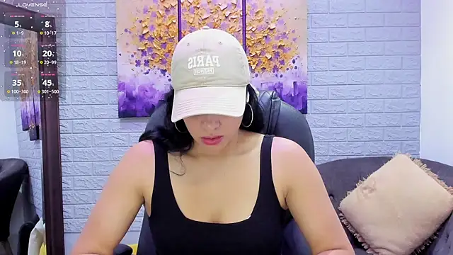 Snapshot of Paula_Desousa chatting on October 24, 2025, 7:35 pm Paula Desousa online show from October 24, 2025, 7:35 pm