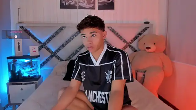 Austin connor  online show from September 20, 2025, 10:09 am