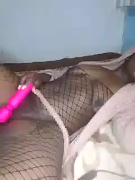 Snapshot of Dark_Ruby01 chatting on September 27, 2025, 7:53 pm Dark Ruby01 online show from September 27, 2025, 7:53 pm