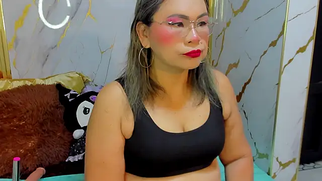 dianamilf online show from November 22, 2025, 2:43 am