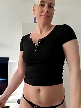 DarleenHot online show from January 7, 2025, 9:18 am