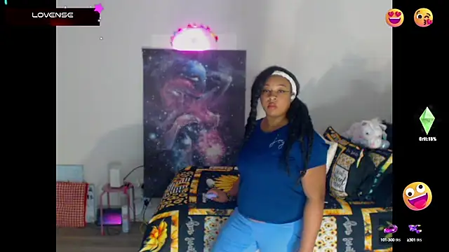 Snapshot of temptressbeauty24 chatting on February 13, 2025, 11:37 pm temptressbeauty24 online show from February 13, 2025, 11:37 pm