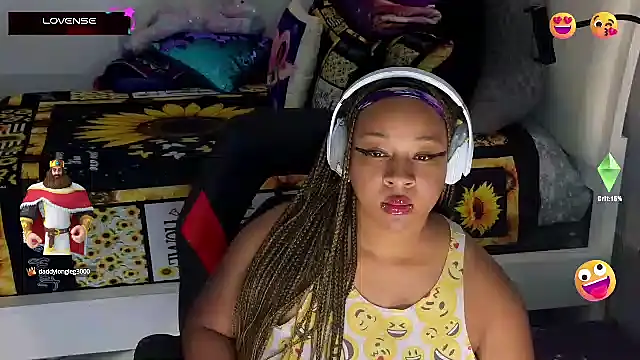 Snapshot of temptressbeauty24 chatting on February 26, 2025, 11:09 pm temptressbeauty24 online show from February 26, 2025, 11:09 pm