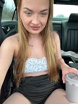 ElenaRebelle online show from March 5, 2026, 11:51 am