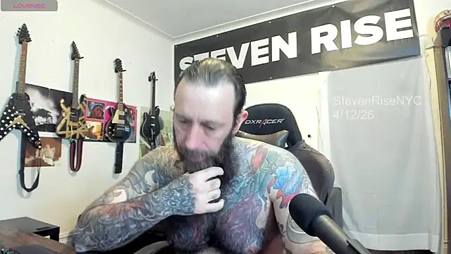 StevenRiseNYC online show from April 12, 2026, 11:08 pm