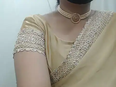 Lovely Siri 23 online show from April 12, 2026, 9:12 am