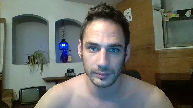 Snapshot of Stevenson988 chatting on October 3, 2025, 1:53 am Stevenson988 online show from October 3, 2025, 1:53 am