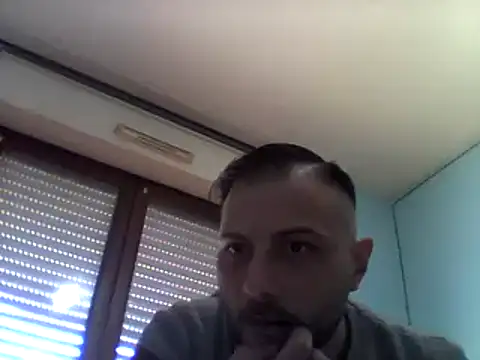 coppiasenzacensura online show from March 11, 2025, 10:07 am