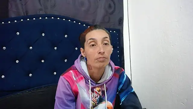 anyu1306 online show from March 3, 2025, 8:32 pm