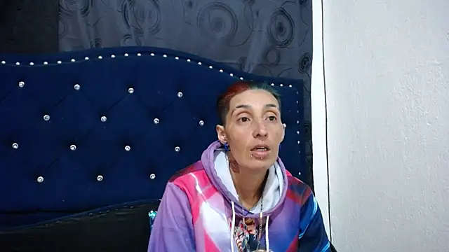 anyu1306 online show from February 14, 2025, 6:02 am