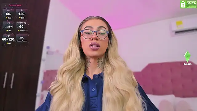 Snapshot of Miss_sagitario chatting on March 11, 2025, 12:06 pm Miss sagitario online show from March 11, 2025, 12:06 pm