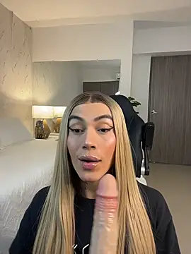 Snapshot of Miss_sagitario chatting on November 22, 2025, 12:15 pm Miss sagitario online show from November 22, 2025, 12:15 pm