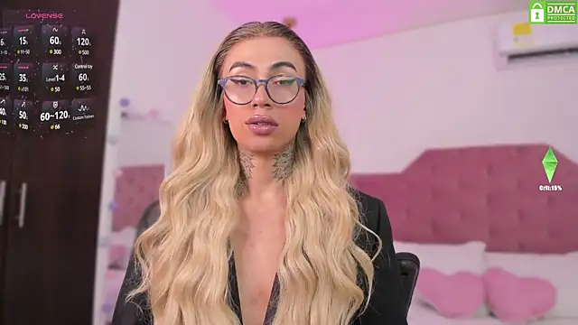 Snapshot of Miss_sagitario chatting on March 13, 2025, 12:13 pm Miss sagitario online show from March 13, 2025, 12:13 pm