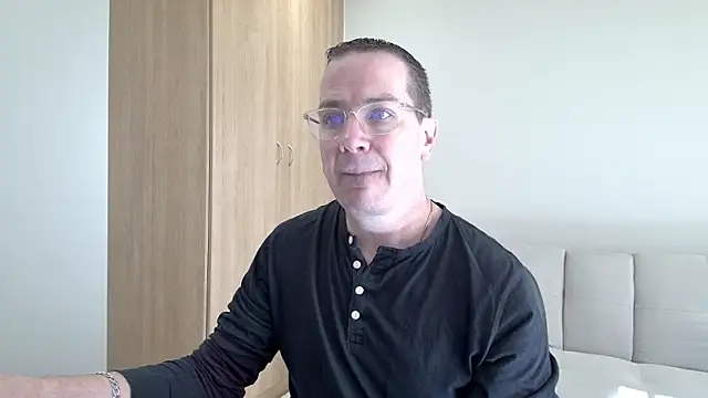 BrettJ81 online show from June 6, 2026, 9:47 am