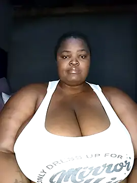 DarkBbw201 online show from April 16, 2026, 12:11 am