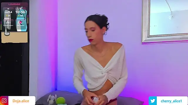 alicee salvatore online show from February 28, 2026, 6:13 am