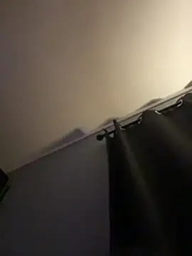 Snapshot of MadyTaylor chatting on November 16, 2025, 1:54 am MadyTaylor online show from November 16, 2025, 1:54 am