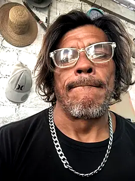 kvr27 online show from October 11, 2025, 1:56 pm