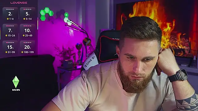 Snapshot of Sweeet__boy chatting on April 16, 2026, 2:29 pm Sweeet boy online show from April 16, 2026, 2:29 pm