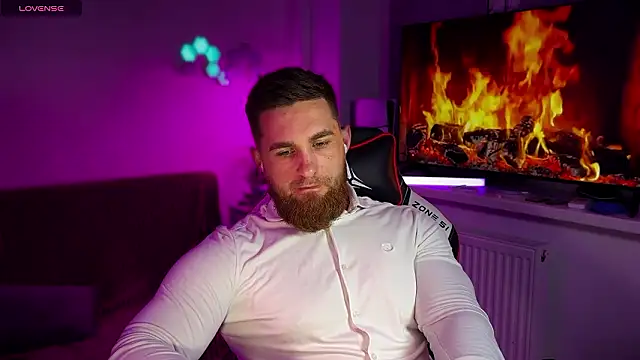 Snapshot of Sweeet__boy chatting on March 11, 2026, 9:31 pm Sweeet boy online show from March 11, 2026, 9:31 pm