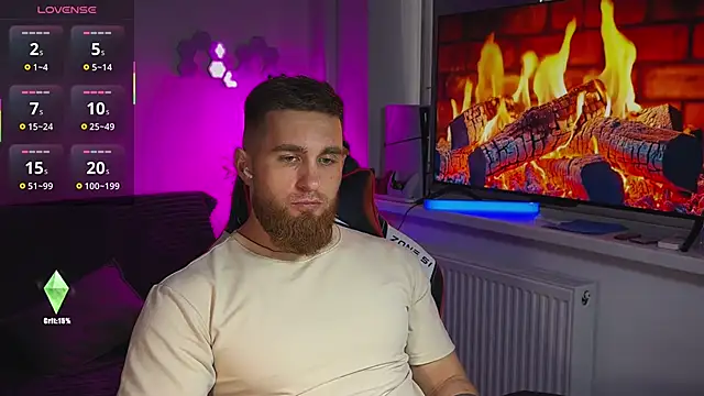 Snapshot of Sweeet__boy chatting on April 13, 2026, 11:14 am Sweeet boy online show from April 13, 2026, 11:14 am