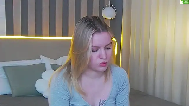 AmaliaBell online show from May 31, 2026, 1:17 pm