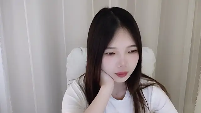 Doki-- online show from February 10, 2025, 4:25 pm