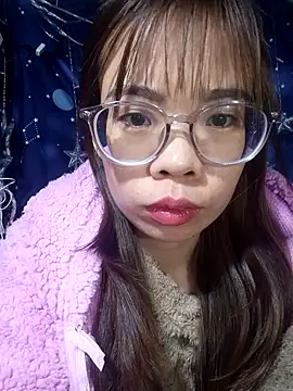   Mai-love19   online show from January 14, 2026, 2:04 am