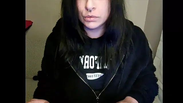 Lustylia online show from March 5, 2026, 4:25 pm