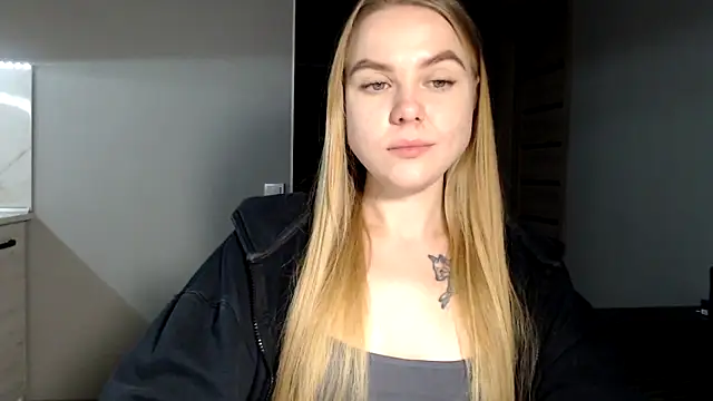 Snapshot of Sunbeam_ chatting on February 17, 2025, 10:16 pm Sunbeam online show from February 17, 2025, 10:16 pm