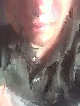 Snapshot of oliver_price1 chatting on February 23, 2025, 4:24 pm oliver price1 online show from February 23, 2025, 4:24 pm