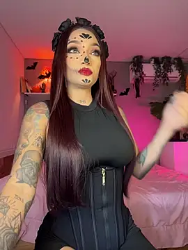 DaniDusan  online show from November 1, 2025, 7:52 pm