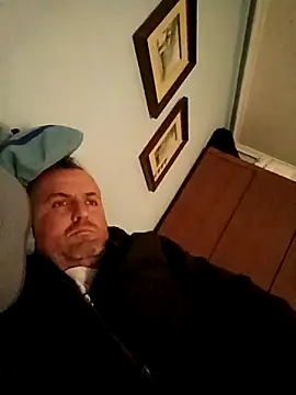 Snapshot of andres1925 chatting on March 2, 2026, 1:18 pm andres1925 online show from March 2, 2026, 1:18 pm