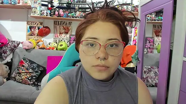 soficammy online show from December 4, 2025, 9:47 pm