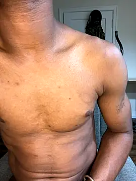 Snapshot of Letgeti chatting on November 1, 2025, 7:46 am Letgeti online show from November 1, 2025, 7:46 am