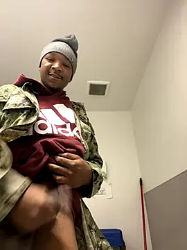 Snapshot of Letgeti chatting on October 3, 2025, 1:45 pm Letgeti online show from October 3, 2025, 1:45 pm